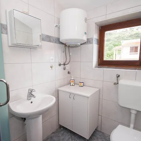 Apartment With Parking Space Baska, Krk - 22414 *