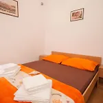 Apartamento With Parking Space Baska, Krk - 22414