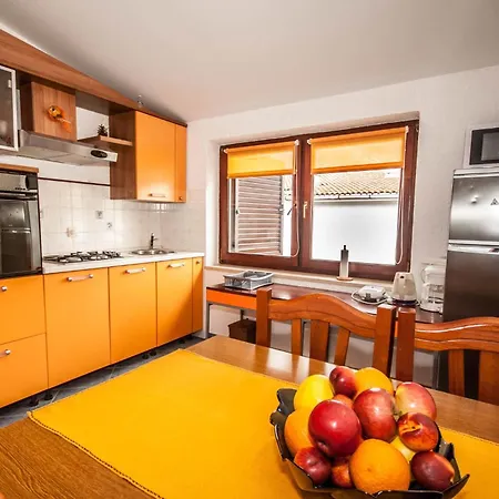 With A Parking Space Baska, Krk - 22414 Baska (Krk)